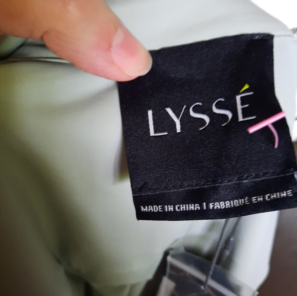 Lysse NWT Blouse - Picture 6 of 9